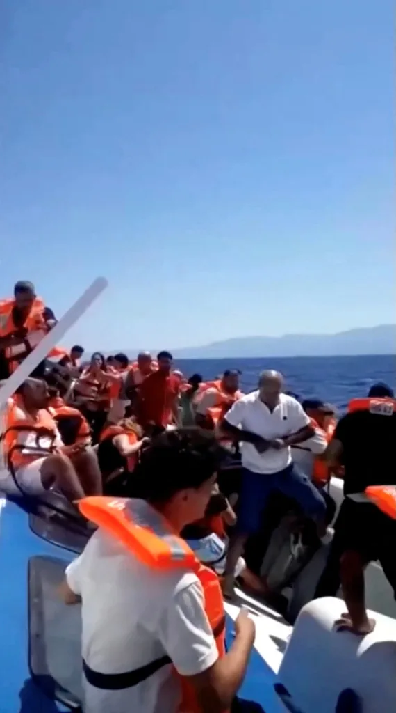 Εσωτερική εικόνα άρθρου