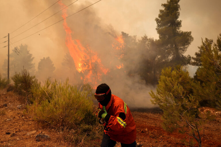 Χάρτης Πυρκαγιών 16/8: Yψηλός κίνδυνος σε Αττική, Εύβοια, Κυκλάδες και Κρήτη