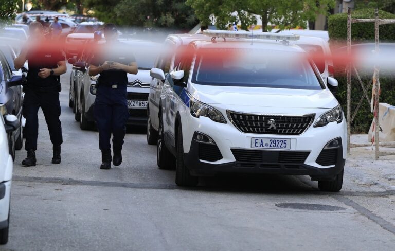 Γυναικοκτονία στη Νέα Σμύρνη: Το καρτέρι θανάτου και οι απειλές – «Κλειδί» η κατάθεση της κόρης της 45χρονης