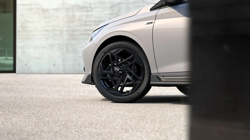 1.000άρι turbo supermini με πλήρη εξοπλισμό και τιμή κάτω από 20.000 ευρώ