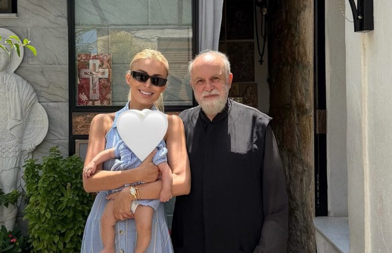 Καινούργιου: «Πέρυσι πήγα στον πνευματικό μου για να γίνω μητέρα – Σήμερα επέστρεψα με την κόρη μου»