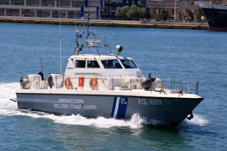 Ζάκυνθος: Σκάφος προσέκρουσε στο λιμάνι του Αγίου Νικολάου – Έξι τραυματίες, συνελήφθη ο κυβερνήτης