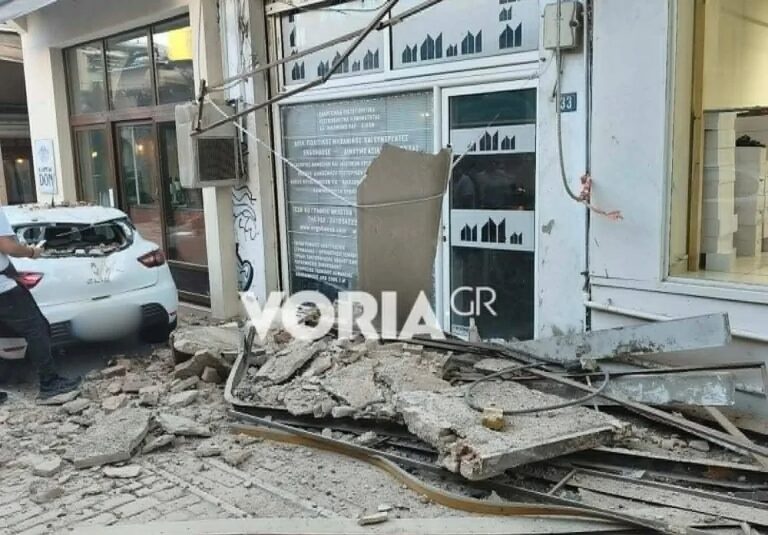 Θεσσαλονίκη: Μπαλκόνι κατέρρευσε και έπεσε σε αυτοκίνητο