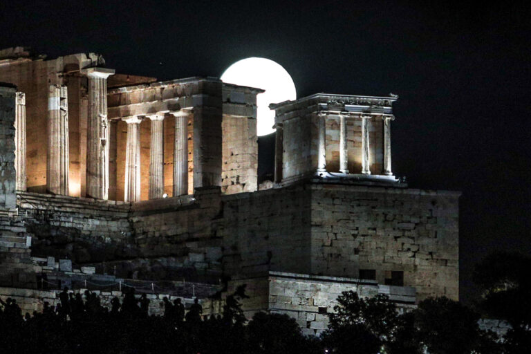 Πανσέληνος: Το «φεγγάρι του οξύρρυγχου» θα φωτίσει τον ουρανό στις 28 Αυγούστου