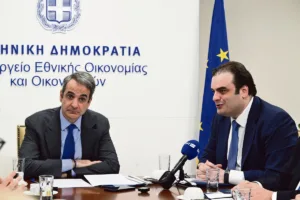 Μαξίμου: Την Τετάρτη τα μέτρα για τα καύσιμα