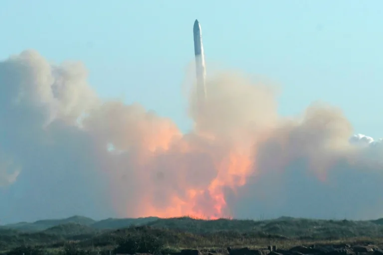 Μέγεθος 5ώροφου κτιρίου είχε ο πύραυλος της SpaceX που πιστεύεται ότι συνετρίβη στη Σελήνη