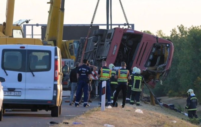 Θανατηφόρο τροχαίο στην Ουγγαρία: 12 νεκροί από την ανατροπή πολωνικού λεωφορείου – 10 τραυματίες