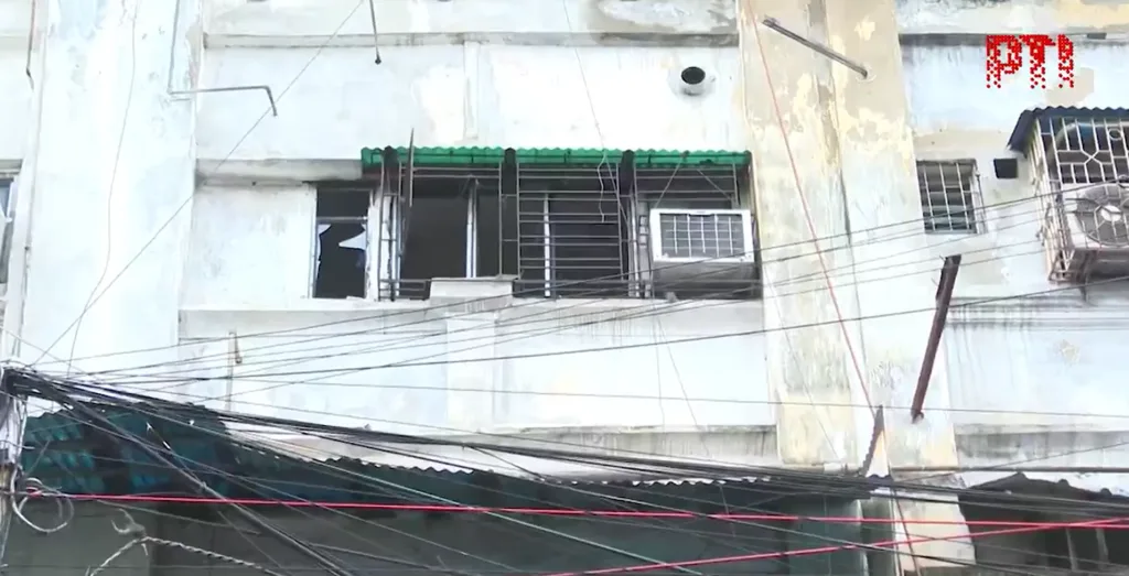 Ινδία: Φονική πυρκαγιά σε ξενοδοχείο στην Καλκούτα – Τουλάχιστον 9 νεκροί