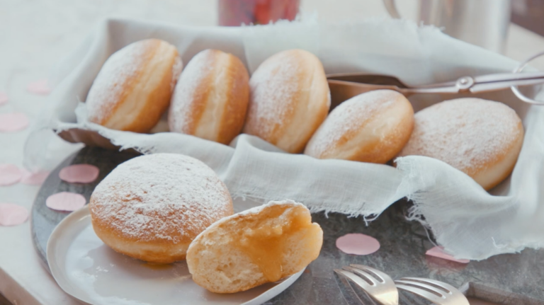 Krapfen: Το viral γλυκό των Δολομιτών