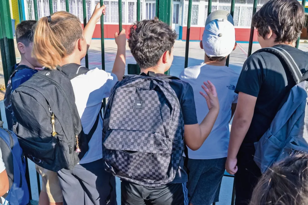 Αναστέλλεται η λειτουργία 33 σχολικών μονάδων στην Ήπειρο – Συγχωνεύσεις σχολείων στην Δυτική Ελλάδα