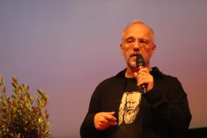 Αυγερινός μετά τη διαγραφή του: «Η “Ελπίδα” πεθαίνει μεν τελευταία, αλλά πεθαίνει»