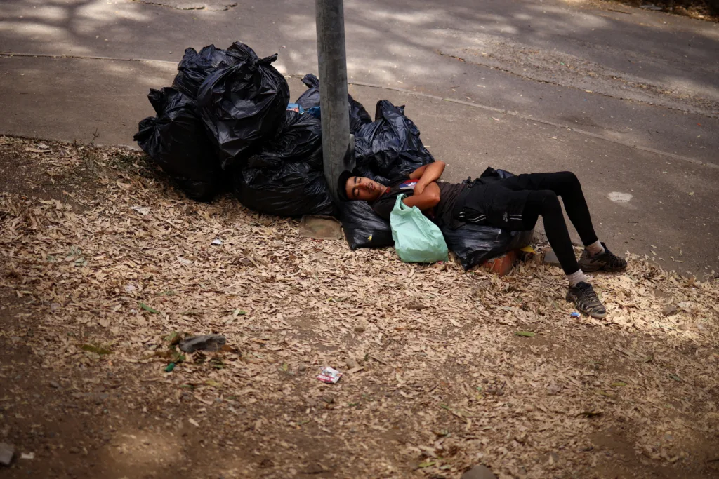 Εσωτερική εικόνα άρθρου