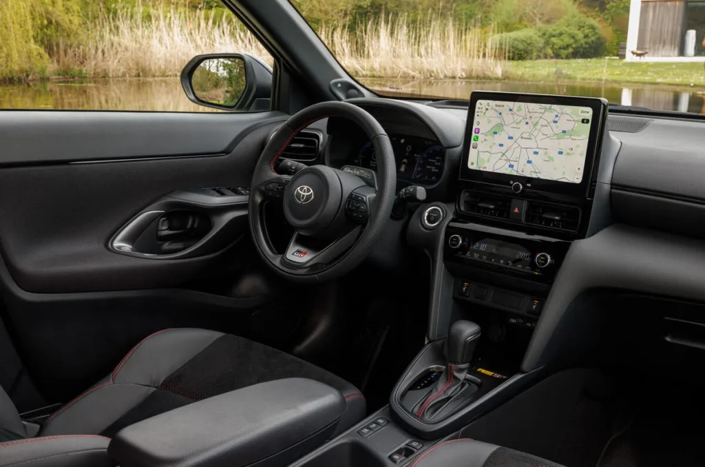 Τι Toyota παίρνω με 25.000 ευρώ; – Crossover, SUV και οικογενειακό