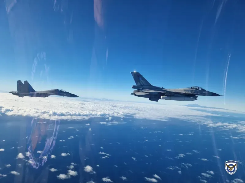 Νέα τουρκική πρόκληση: Drone κοντά στο αεροδρόμιο της Αλεξανδρούπολης – Άμεση απογείωση ελληνι