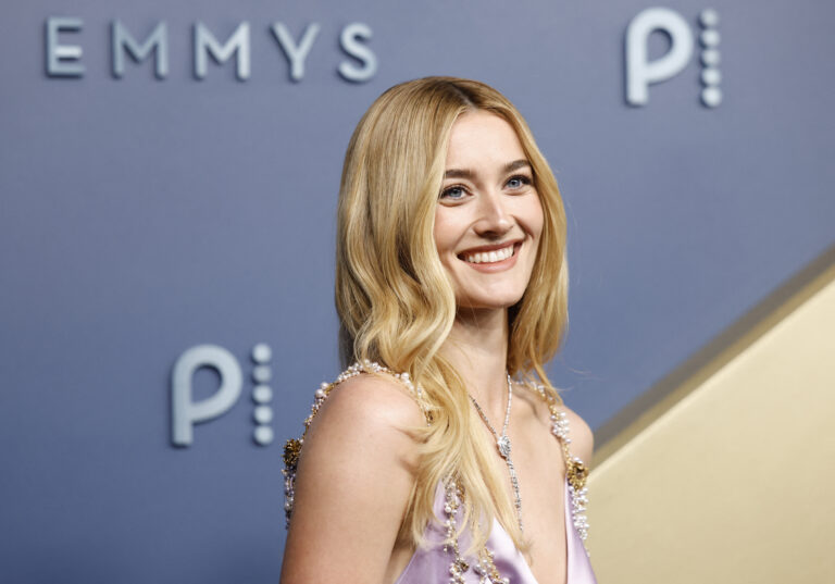 Emmy Awards 2026: Οι σταρ του Χόλιγουντ που μάγεψαν με τις εμφανίσεις τους