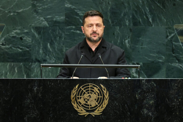 Ζελένσκι κατά Τραμπ για φιλορωσική στάση