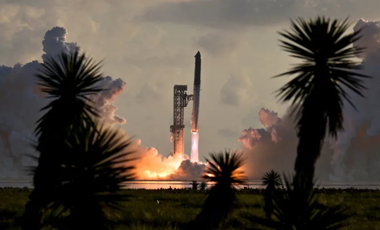 Η ιστορική αποστολή της SpaceX – Το γιγαντιαίο Starship για πρώτη φορά σε τροχιά – Δείτε Live