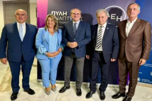 Χατζηδάκης: Εμβληματική επένδυση για όλη τη χώρα το data center ΔΕΗ – Amazon στην Κοζάνη