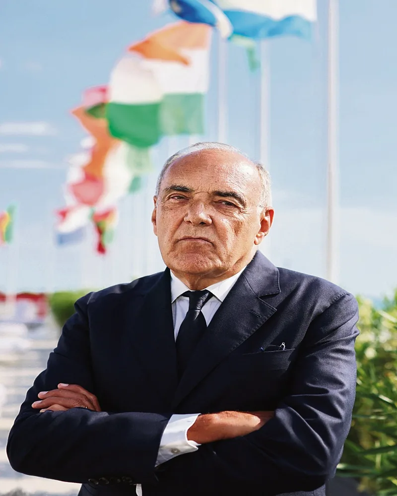 Εσωτερική εικόνα άρθρου