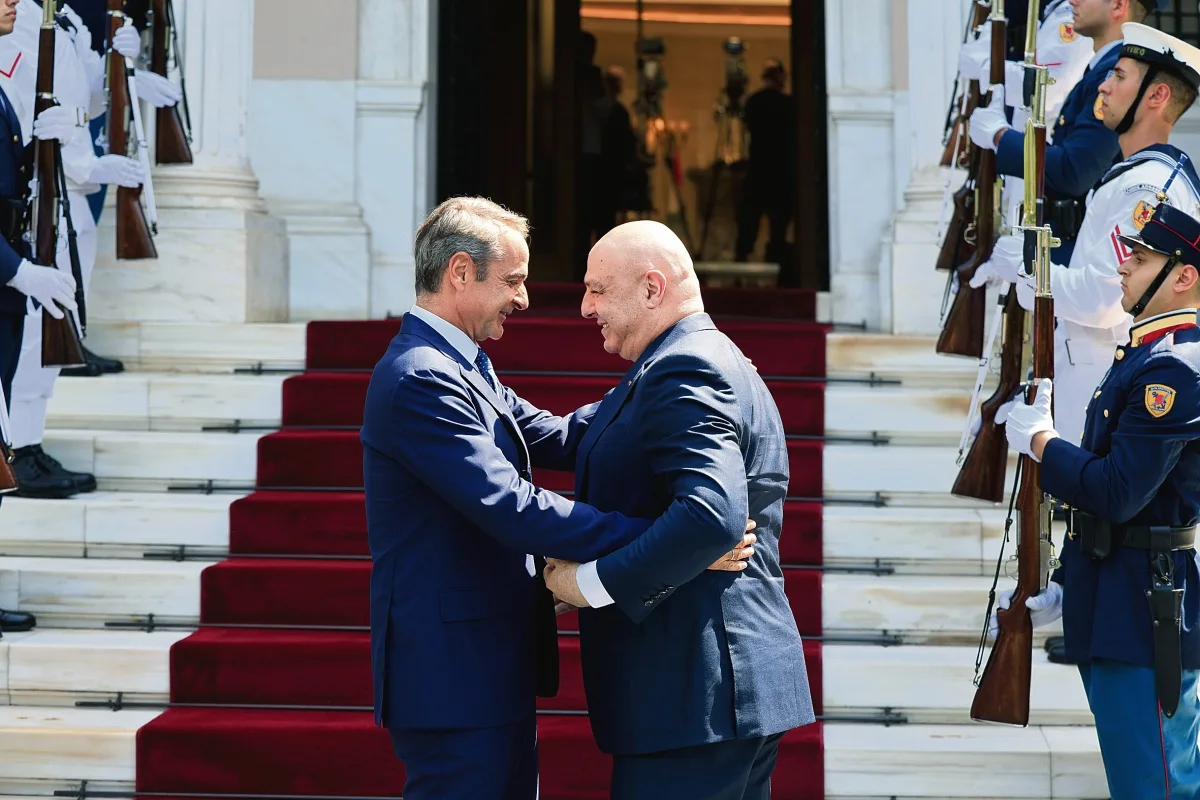 Εσωτερική εικόνα άρθρου