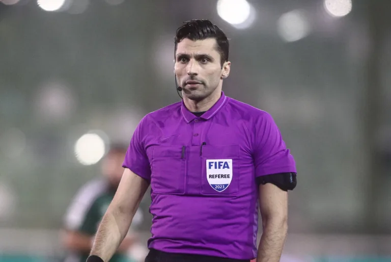 Champions League: Ελληνική «σφυρίχτρα» στην πρεμιέρα – Ο Φωτιάς στο Σλάβια Πράγας–Λανς