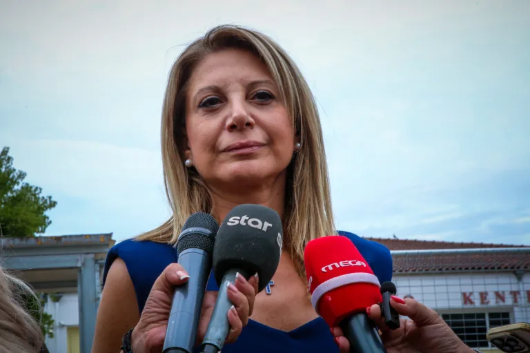 «Απειλεί» η Καρυστιανού: «Αν δεν μπω στη Βουλή θα φύγω από τη χώρα»