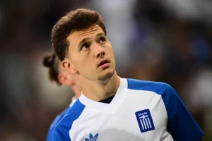 Bild για Καρέτσα: Η απίστευτη απαγόρευση του πατέρα του όταν ήταν παιδί – Είχε βάλει πάνω από 200 γκ