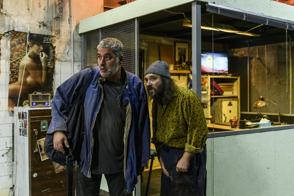 ΤΕΧΝΟΧΩΡΟΣ CARTEL – Βασίλης Μπισμπίκης – Η νέα σεζόν ξεκινάει με τις δυο μεγάλεσ επιτυχίεσ: «Σ