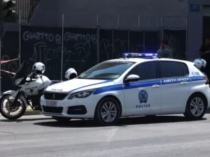 Αθήνα: Τι απαντά ο γνωστός δικηγόρος που συνελήφθη για ενδοοικογενειακή βία