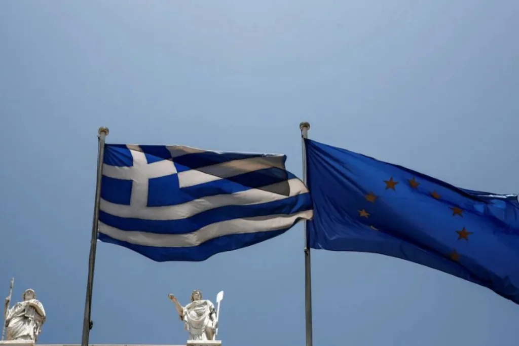 Bloomberg: Στις τέσσερις ευρωπαϊκές χώρες με πλεόνασμα φέτος η Ελλάδα
