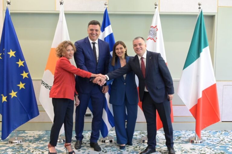 Κικίλιας από Κύπρο: «Κοινή μας προσπάθεια να προστατεύσουμε τις ευρωπαϊκές οικογένειες και κοινωνίες»