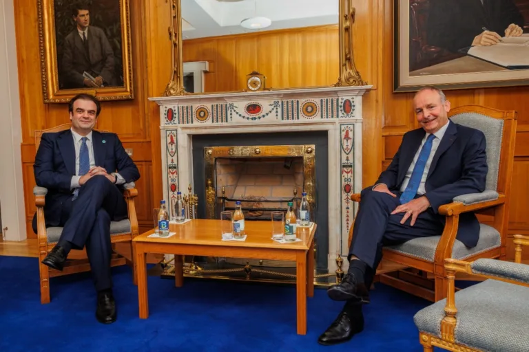 Συνάντηση Πιερρακάκη με Πρωθυπουργό της Ιρλανδίας: Στο επίκεντρο οι προκλήσεις της ευρωπαϊκής οικονο