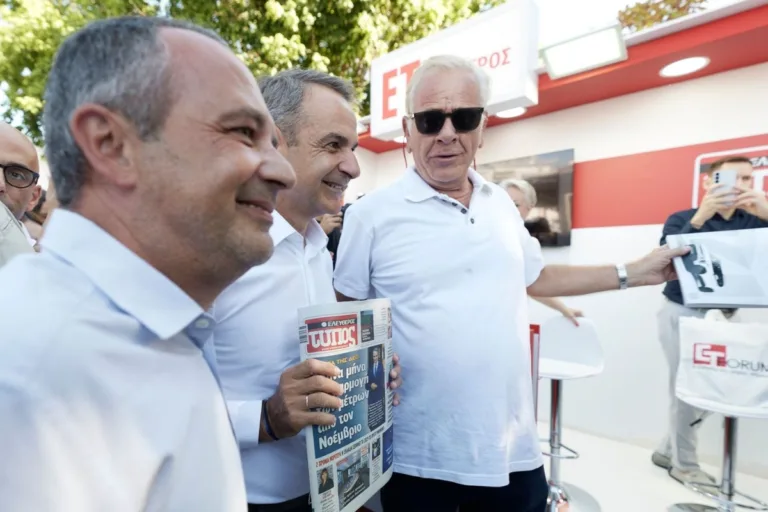 ΔΕΘ 2026: Ο Κυριάκος Μητσοτάκης στο περίπτερο του ΕΤ (βίντεο+εικόνες)