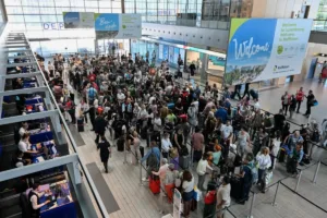 Λουξεμβούργο: Προσωρινή αναστολή λειτουργίας του αεροδρομίου λόγω drones – Έρευνα για πιθανή υβριδική απειλή