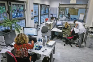 Δημόσιοι υπάλληλοι: Οι 4 αλλαγές στο καθεστώς της προσωπικής διαφοράς – Πώς λειτουργεί το νέο ποσό των 300 ευρώ