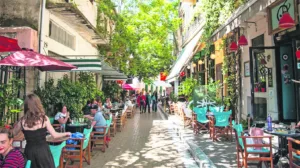 Ελεύθεροι επαγγελματίες: Ποιοι και πόσα κερδίζουν από την κατάργηση τεκμηρίων [παραδείγματα]
