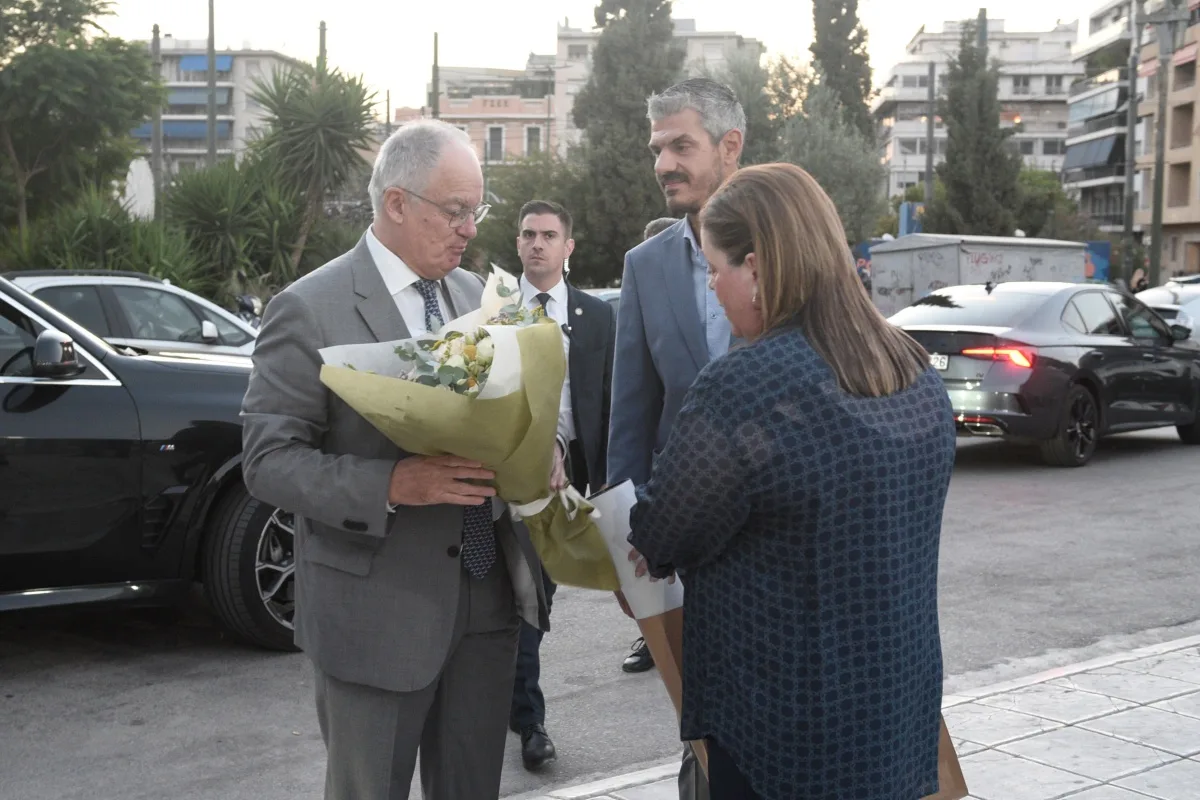 Εσωτερική εικόνα άρθρου