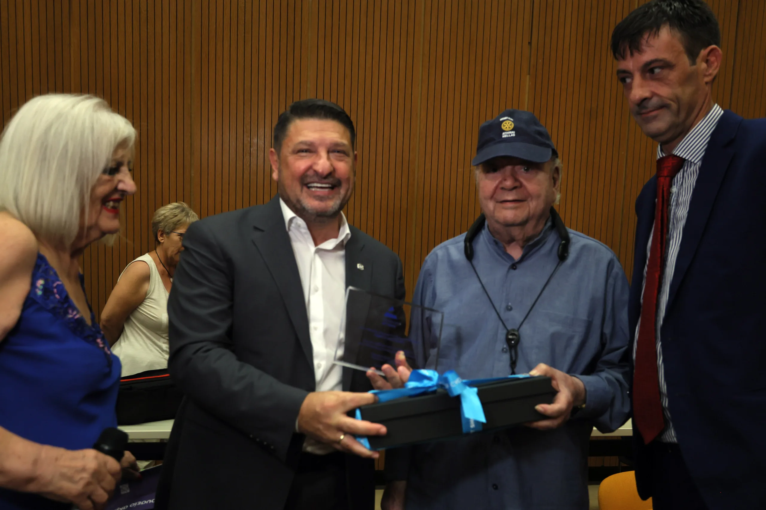 Εσωτερική εικόνα άρθρου
