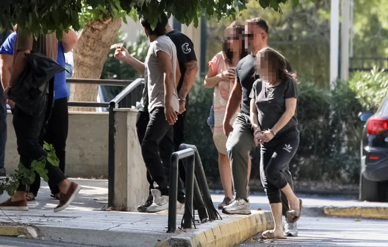 Κυψέλη: Εξετάζουν αν έδιναν ναρκωτικά στο βρέφος για να μην κλαίει – Τι αποκάλυψαν τα άλλα παιδιά
