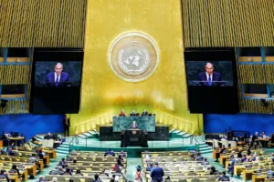 Λαβρόφ: Κατηγορεί την Ευρώπη για τον πόλεμο της Ρωσίας στην Ουκρανία – Κάνει ό,τι μπορεί για ν’ αποτρέψει τα ειρηνευτικά σχέδια»