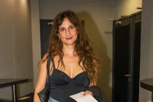 Μαρίνα Καλογήρου: Το σπίτι της στα Εξάρχεια είναι βγαλμένο από άλλη εποχή και θα το λατρέψεις