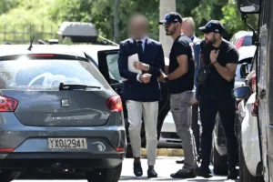 Θάνατος Μαζωνάκη: Αναβαθμίστηκε η κατηγορία των 2 γιατρών σε ανθρωποκτονία με ενδεχόμενο δόλο – Πήραν προθεσμία
