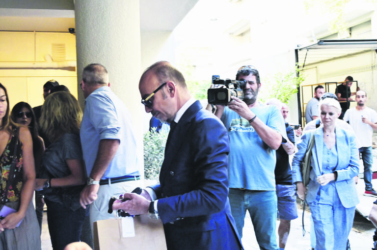 Υπόθεση Μαζωνάκη: Στον ανακριτή σήμερα η κόρη των γιατρών – Τι αναμένεται να καταθέσει
