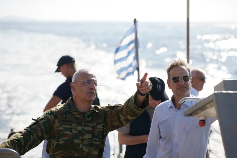 Μητσοτάκης σε Ρω και Στρογγύλη: Επίσκεψη στα ακριτικά φυλάκια – «Στεκόμαστε δίπλα στο νησιωτικ