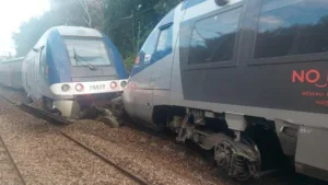 Σοβαρό σιδηροδρομικό ατύχημα στη Γαλλία: Εκτροχιάστηκε τρένο με περίπου 200 επιβάτες