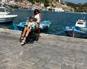 Ραγίζει καρδιές η μητέρα της Μυρτώς από την Πάρο: «Η δική σου ανηφόρα βγήκε πολύ απότομη»