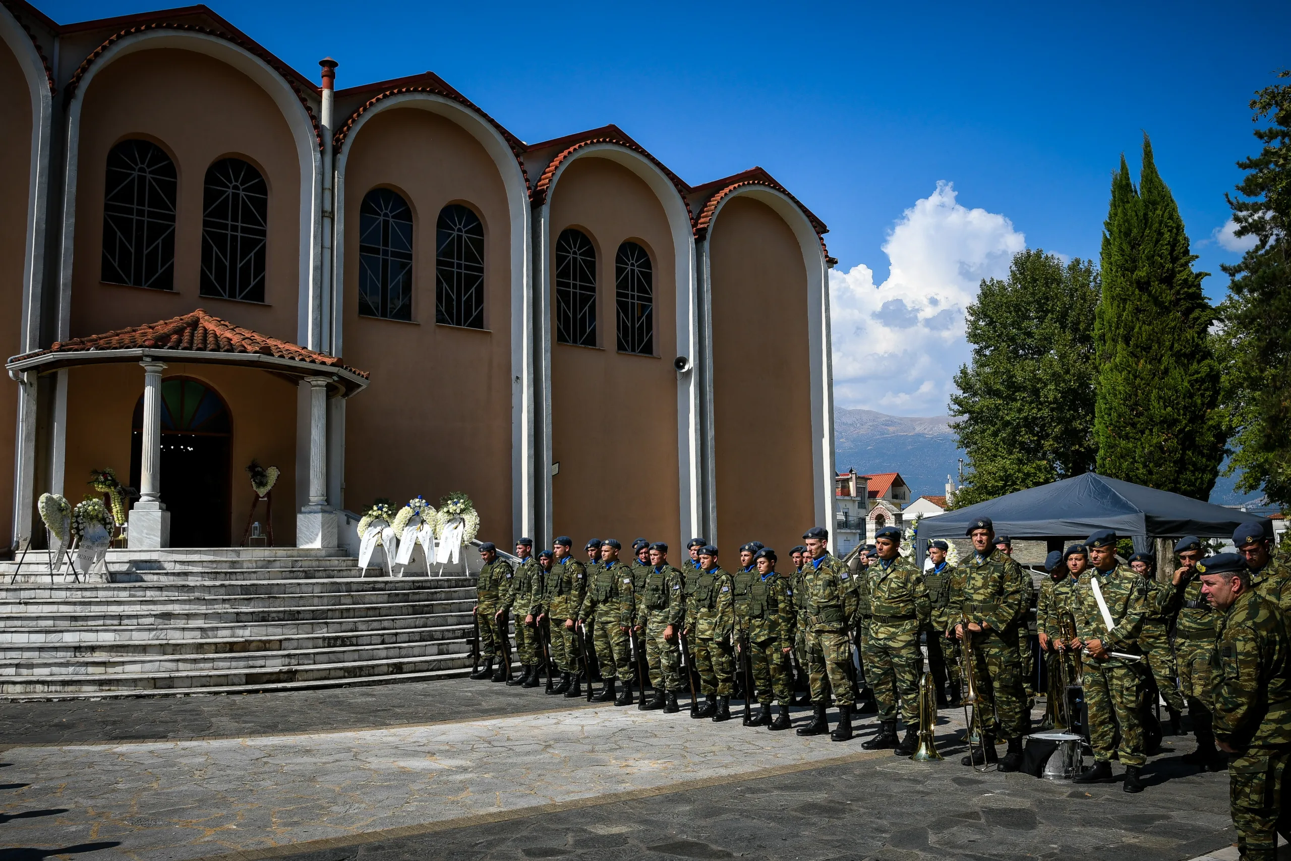 Εσωτερική εικόνα άρθρου