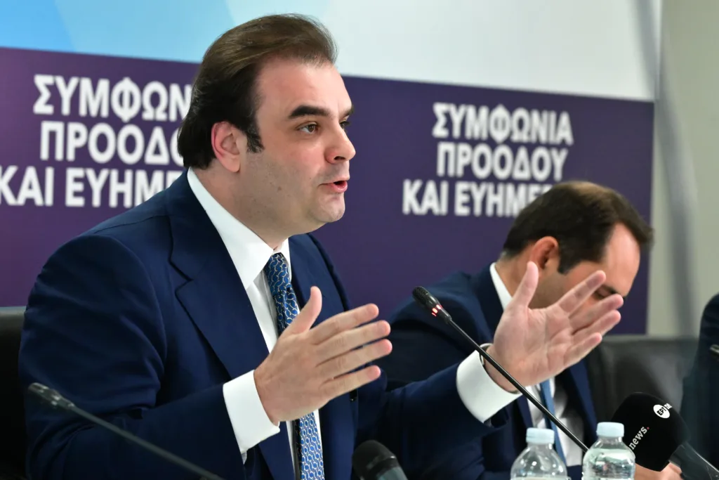 Πακέτο ΔΕΘ: Μία προς μία η εξιδίκευση των μέτρων στήριξης – Τι κερδίζουν νοικοκυριά, επιχειρή