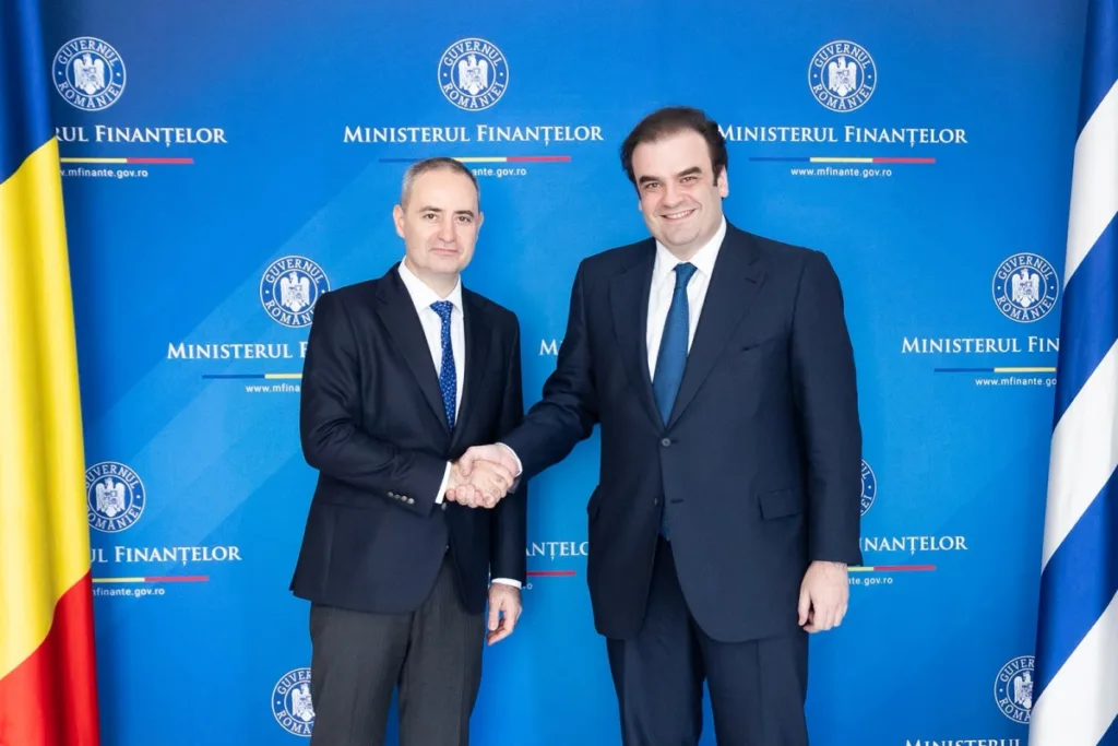 Συνάντηση Κυριάκου Πιερρακάκη με τον υπουργό Οικονομικών της Ρουμανίας Alexandru Nazare