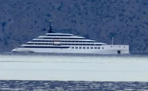 Στις πρώτες θέσεις παγκοσμίως το ελληνικό yachting – Πού εντοπίστηκε το πολυτελές εμπορικό yacht «EMERALD KAIA»